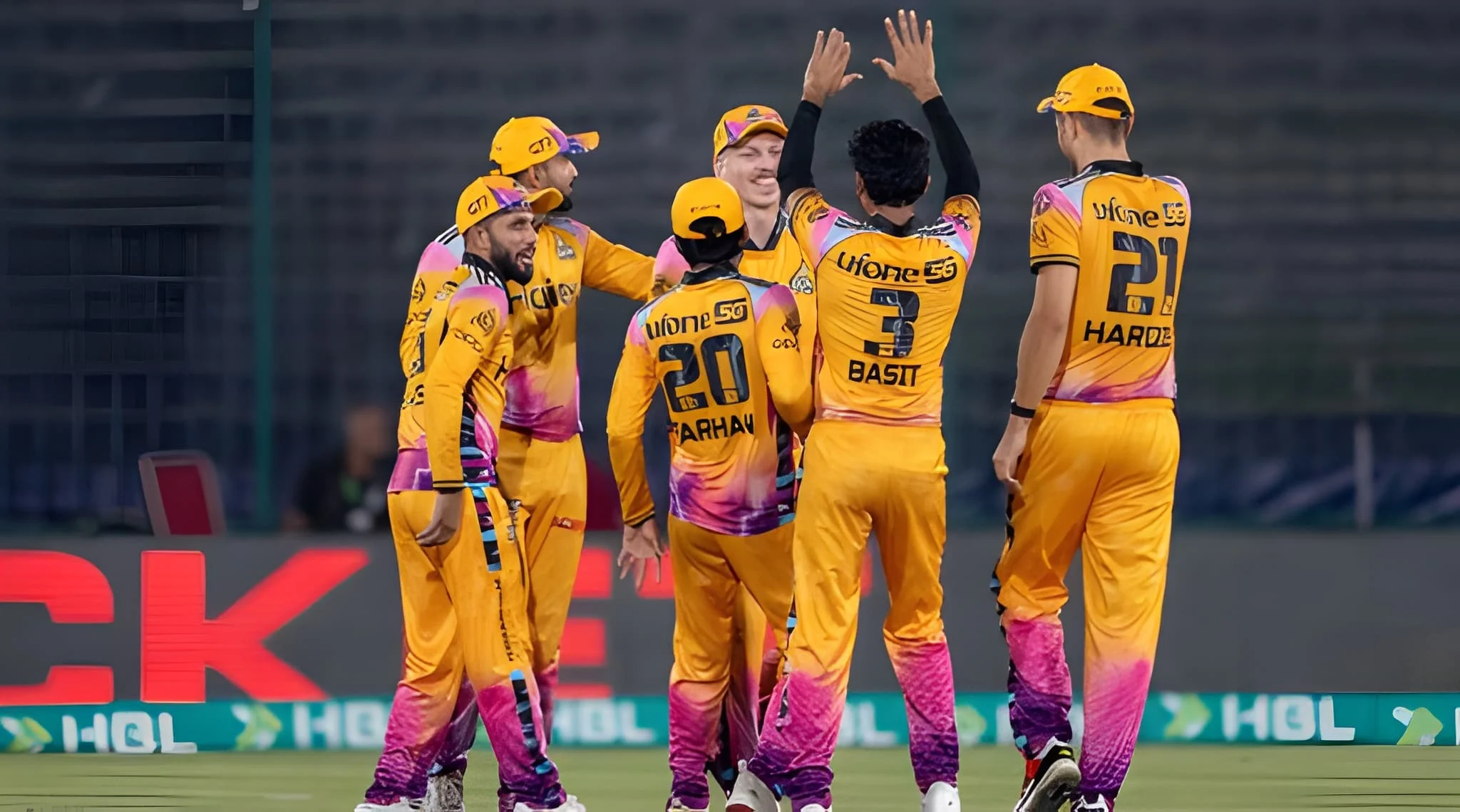 پی-ایس-ایل11-پشاور-زلمی-نےکوئٹہ-گلیڈی-ایٹرز-کو-118-رنز-سے-ہرادیا