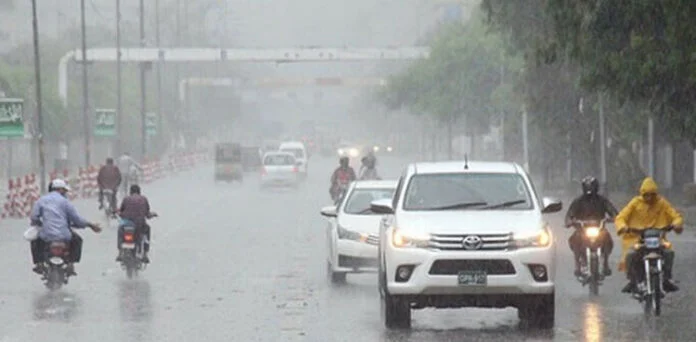 کراچی-میں-موسم-کی-تبدیلی،-تیز-ہواؤں-کے-ساتھ-بارش-اور-ژالہ-باری