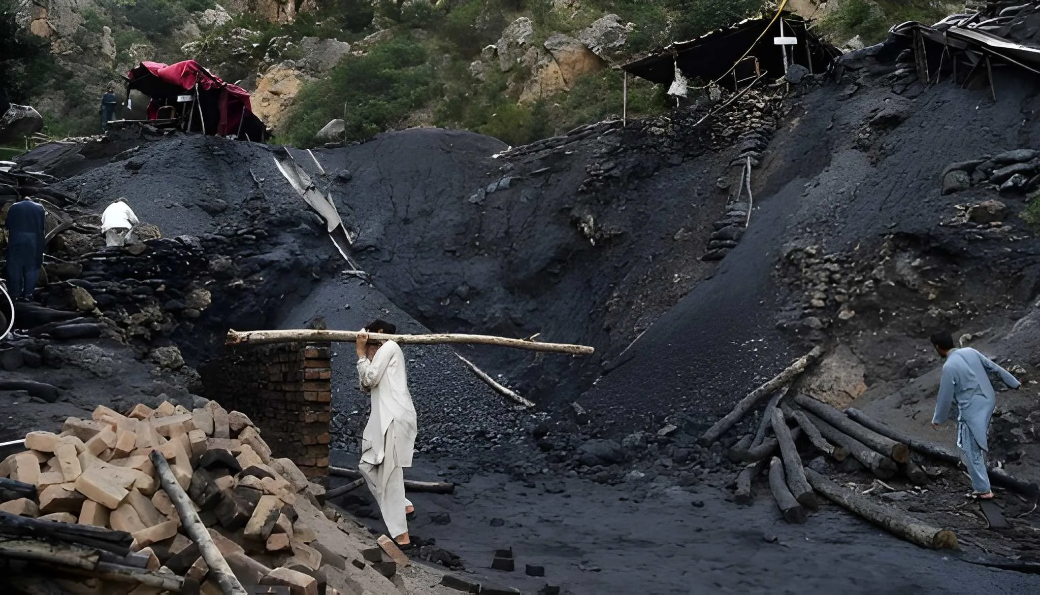 کوئٹہ-میں-کوئلے-کی-کان-میں-دھماکا،-34-مزدور-جاں-بحق