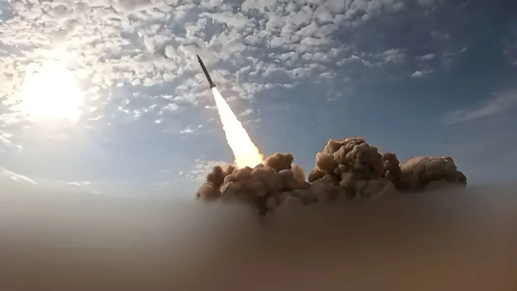 یمن-سے-اسرائیلی-اہداف-پر-میزائلوں-کی-بارش