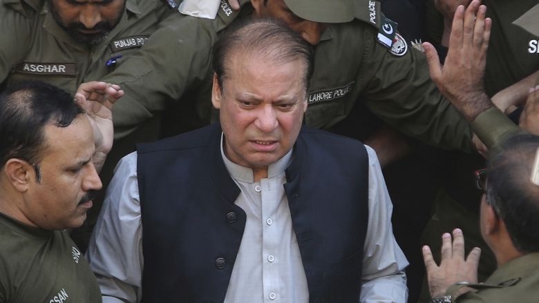 سیاسی-ڈائری:نوازشریف-کی-علالت،بیرون-ملک-جانے-کا-قضیہ-بگاڑ-کا-شکار