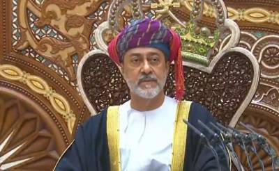 ھیثم-بن-طارق-نے-عمان-کے-نئے-سلطان-کا-حلف-اٹھا-لیا