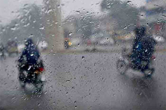 لاہور-شہر-کے-مختلف-علاقوں-میں-بوندا-باندی-سے-موسم-خوشگوار