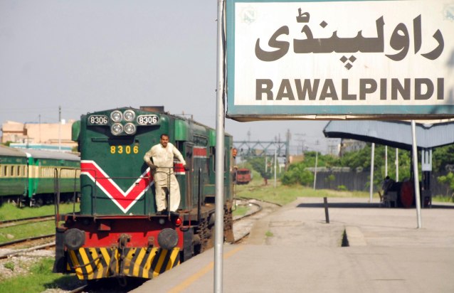ملک-ميں-آج-سےٹرین-سروس-بحال