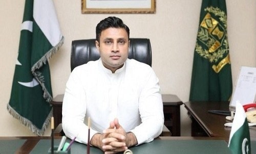 بیرون-ملک-سے-آنے-والوں-کے-ٹیسٹ-نہ-کرنے-کے-الزام-پر-زلفی-بخاری-کا-شیری-رحمان-کو-جواب