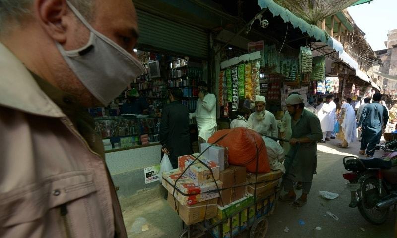 ڈاکٹرز-نے-کیسز-میں-اضافے-کے-بعد-لاک-ڈاؤن-کو-بے-سود-قرار-دے-دیا