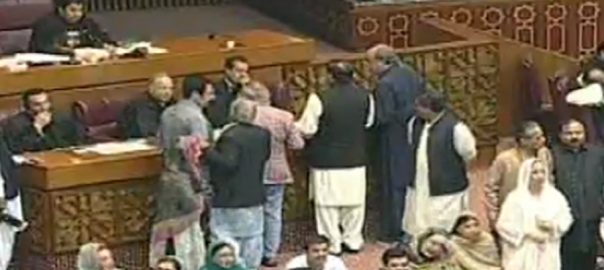 hullabaloo-in-national-assembly-during-speech-of-murad-saeed