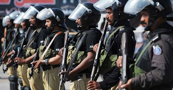 security-tightened-across-karachi-ahead-of-youm-e-ali