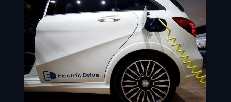 pm-imran-wants-electric-vehicle