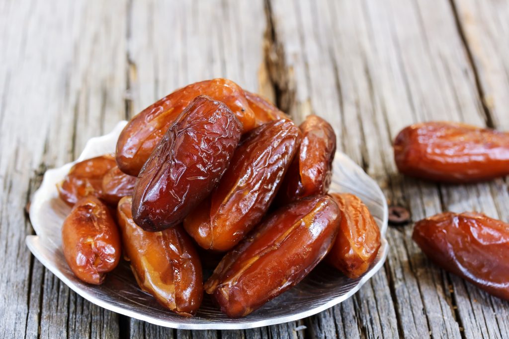 eat-2-dates-every-day-for-good-health