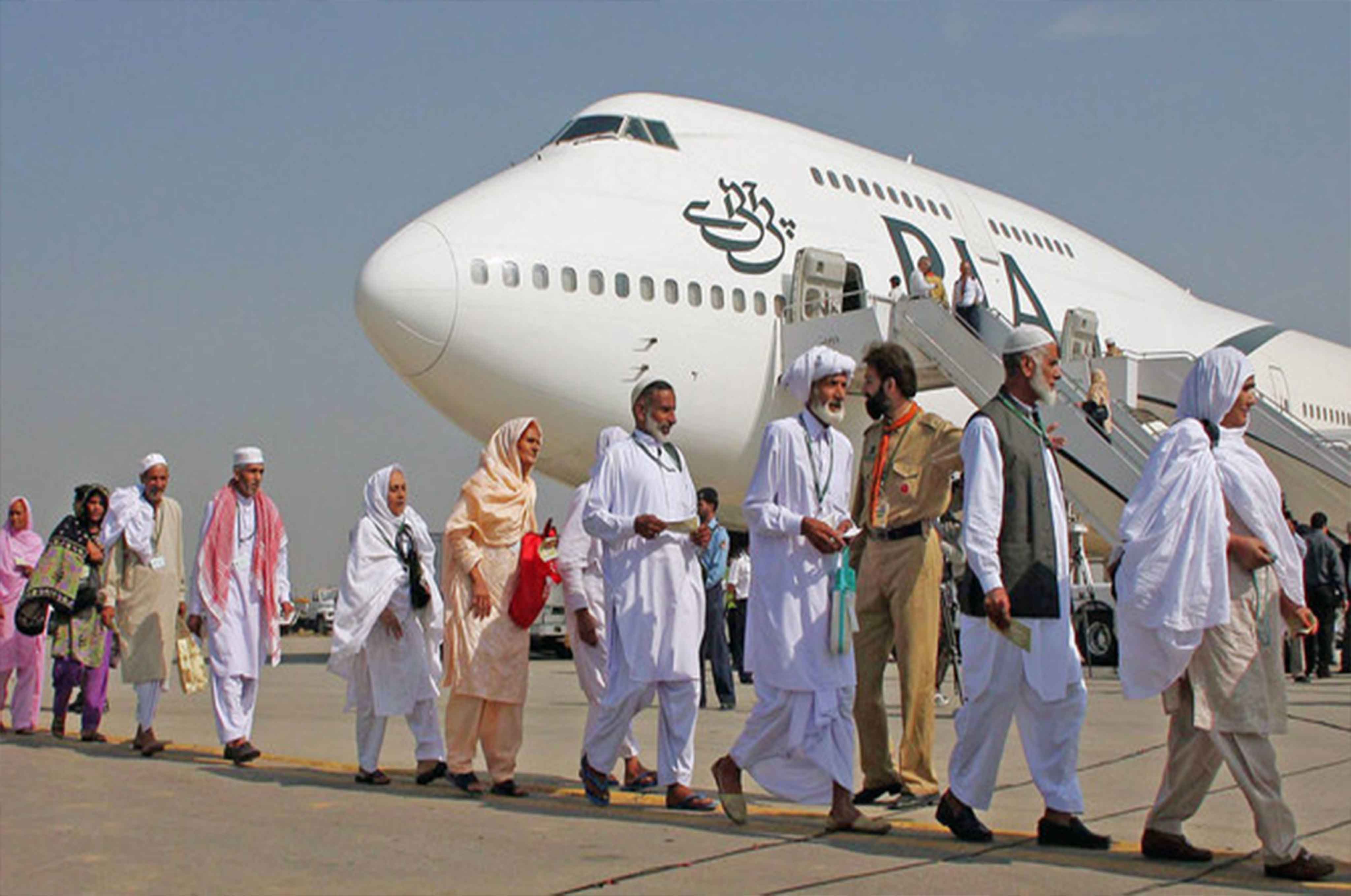 first-hajj-flight-carrying-150-pilgrims-takes-off-from-quetta