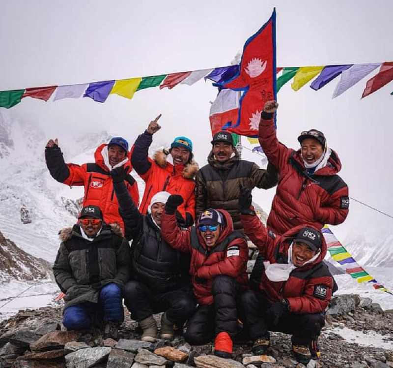 pakistan-felicitates-nepalese-climbers-on-first-winter-k2-ascent